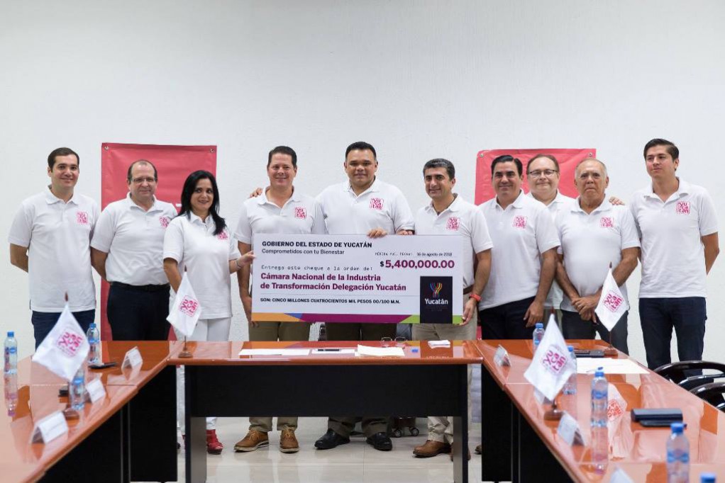 Entregan recursos para el sello "Hecho en Yucatán" Entregan recursos para el sello "Hecho en Yucatán"