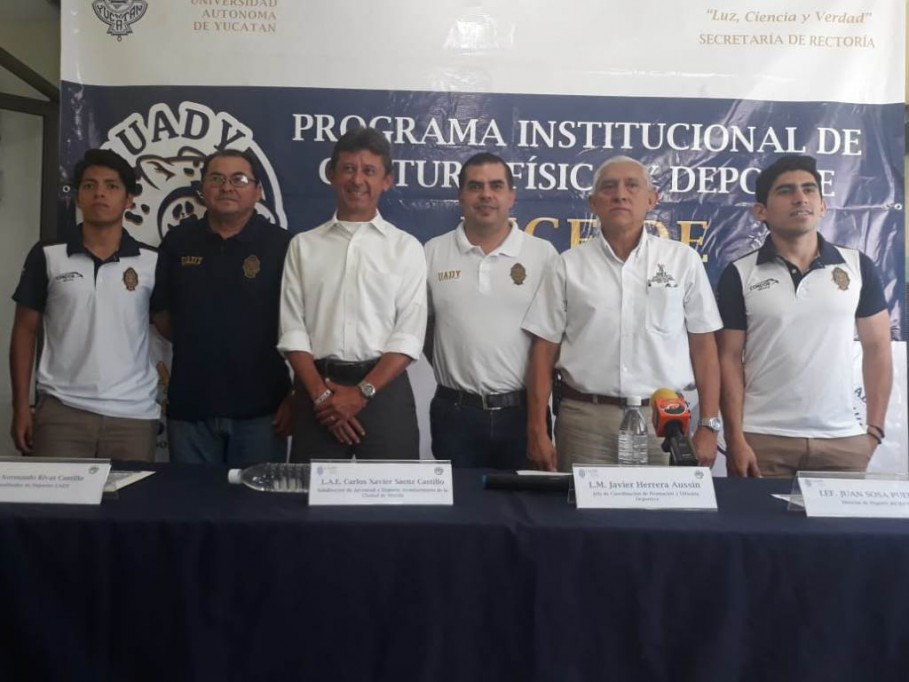 Presentan la escuelita "Jaguares" Presentan la escuelita "Jaguares"