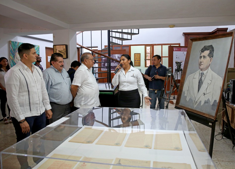 Presentan Catálogo del Poder Ejecutivo Presentan Catálogo del Poder Ejecutivo
