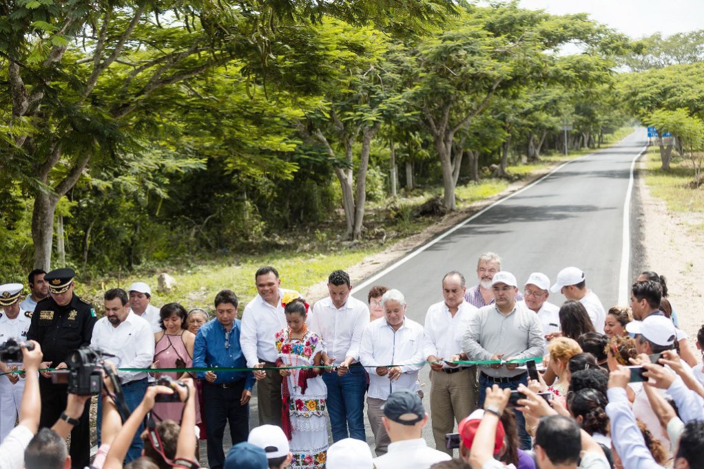Reinauguran carretera Dzilam González-Temax Reinauguran carretera Dzilam González-Temax