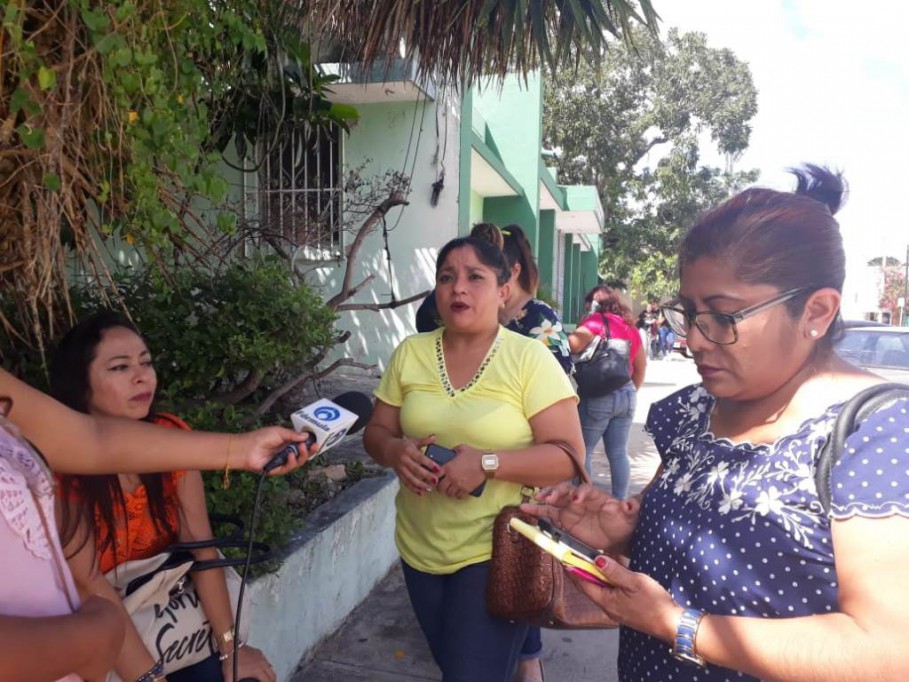 Violento despido de burócratas Violento despido de burócratas