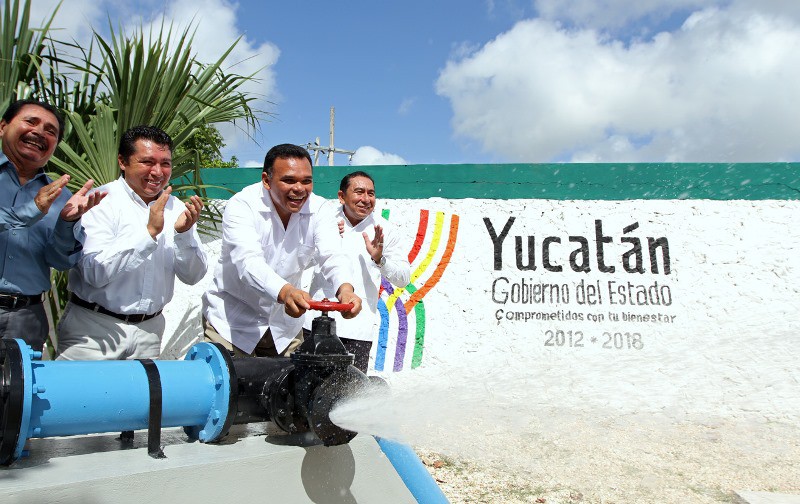 Mejoran servicio de agua potable para habitantes de Kanasín. Mejoran servicio de agua potable para habitantes de Kanasín.