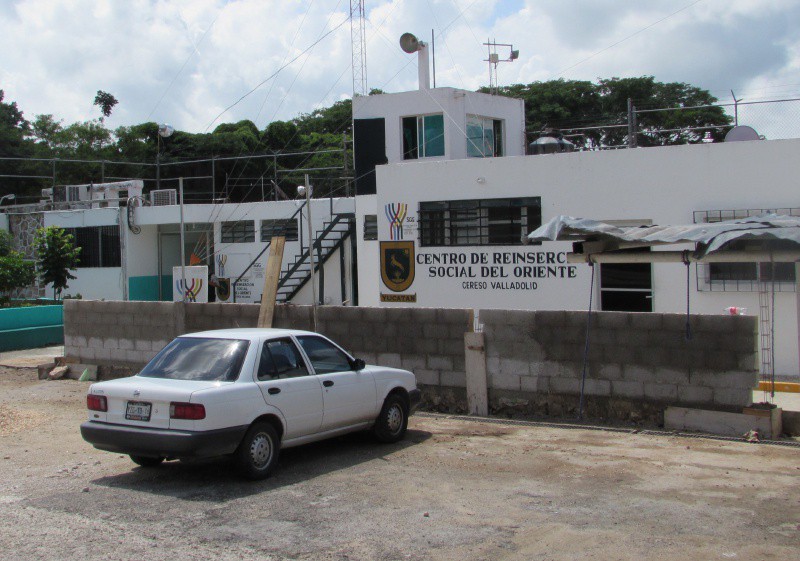 Denuncia maltrato a reos en Cereso de Ebtún Denuncia maltrato a reos en Cereso de Ebtún