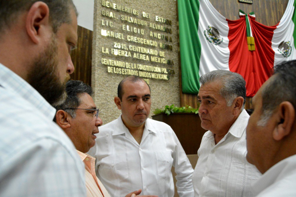 Diputados presentan diversos acuerdos e iniciativas Diputados presentan diversos acuerdos e iniciativas