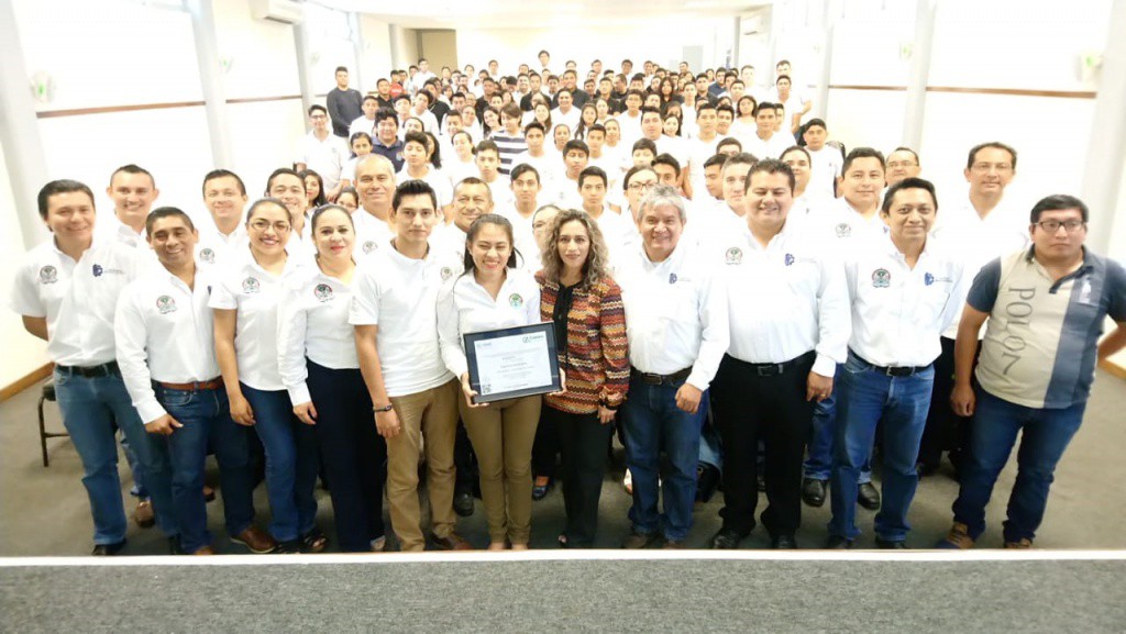 Certifican por 5 años más carrera del tecnológico de Tizimín Certifican por 5 años más carrera del tecnológico de Tizimín