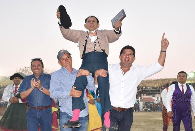 Reconocen en Tizimín a un ídolo de los ruedos taurinos en la península Reconocen en Tizimín a un ídolo de los ruedos taurinos en la península