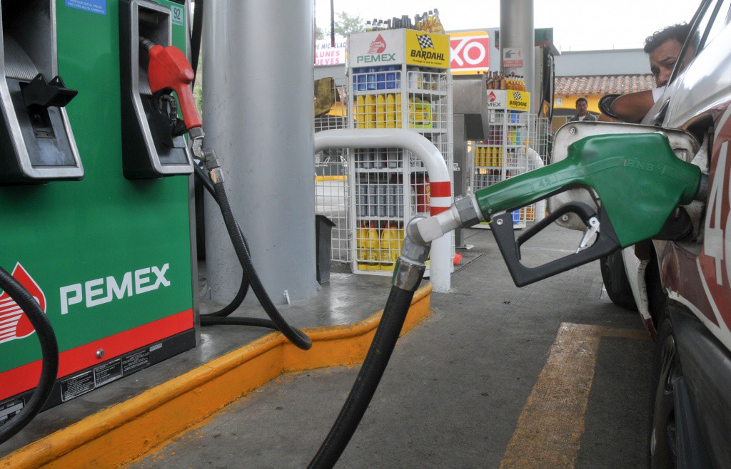 Proponen modificar Ley de Hidrocarburos Proponen modificar Ley de Hidrocarburos