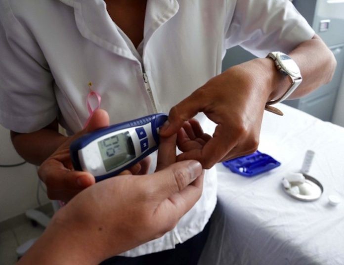 Doña Celia pide ayuda para atender su diabetes Doña Celia pide ayuda para atender su diabetes