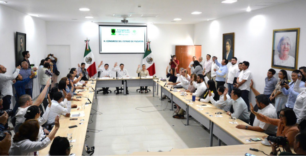 Eligen Mesa Directiva para 2° Periodo Ordinario Eligen Mesa Directiva para 2° Periodo Ordinario