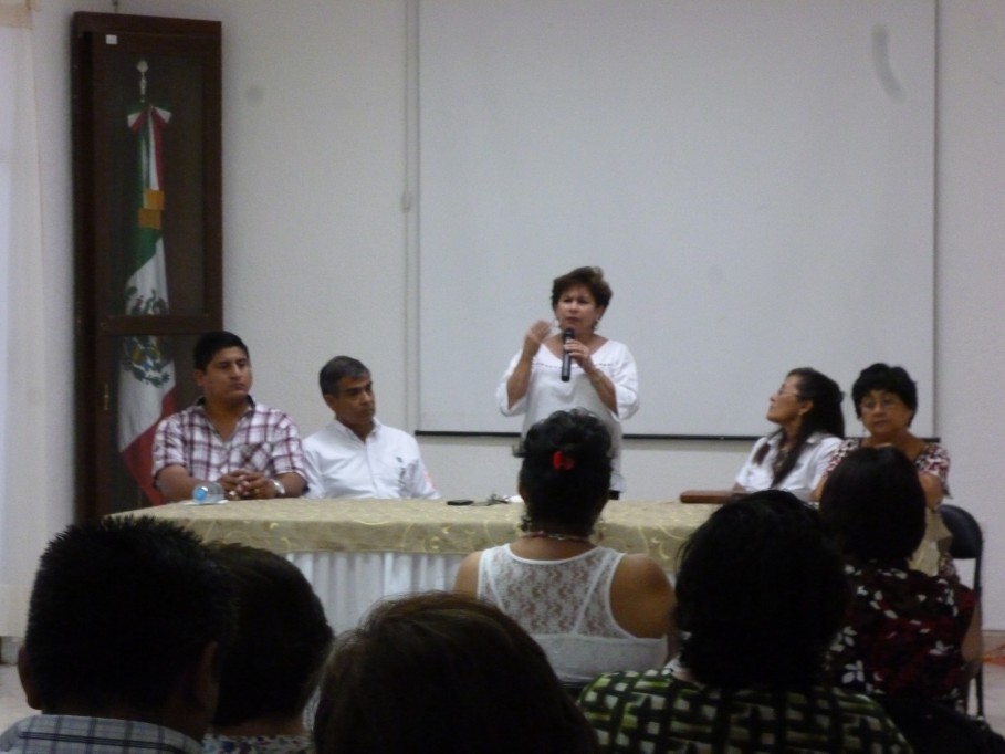 TIZIMIN: 30 mujeres del puerto del Cuyo serán empleadas en el Programa de Aprovechamiento Integral de Sargazo. TIZIMIN: 30 mujeres del puerto del Cuyo serán empleadas en el Programa de Aprovechamiento Integral de Sargazo.