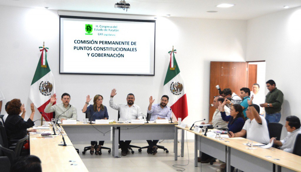 Aprueban en comisión la Revocación del Mandato Aprueban en comisión la Revocación del Mandato