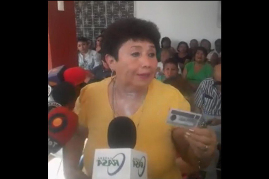 Quieren desalojarla y hasta la amenazan de muerte Quieren desalojarla y hasta la amenazan de muerte