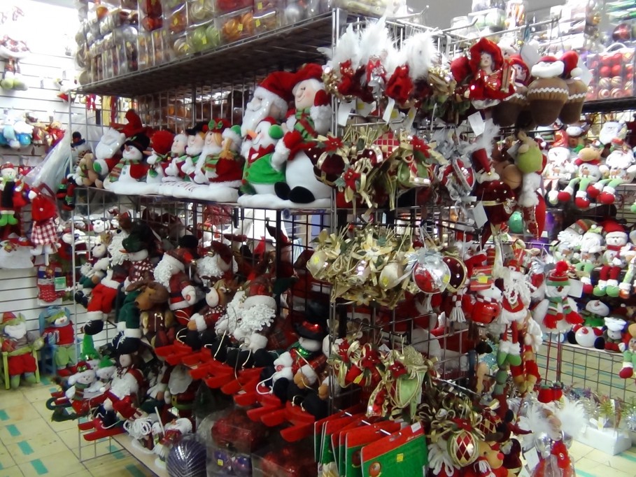 La Profeco exhorta a comprar sus artículos navideños en lugares establecidos La Profeco exhorta a comprar sus artículos navideños en lugares establecidos