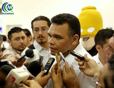 Afirma el gobernador del Estado afirma que la mayoría de  las familias que fueron afectadas por las inundaciones  ya regresaron a la normalidad y se trabaja en Celestún.