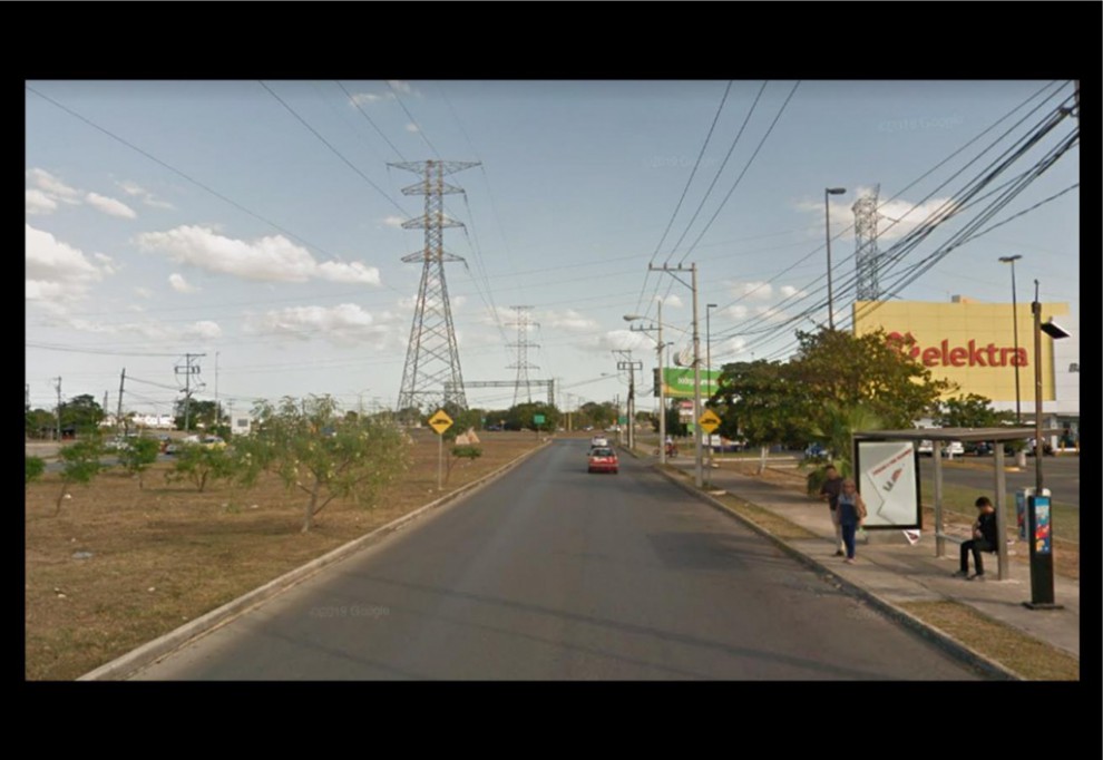 Larga espera por transporte en Ciudad Caucel Larga espera por transporte en Ciudad Caucel