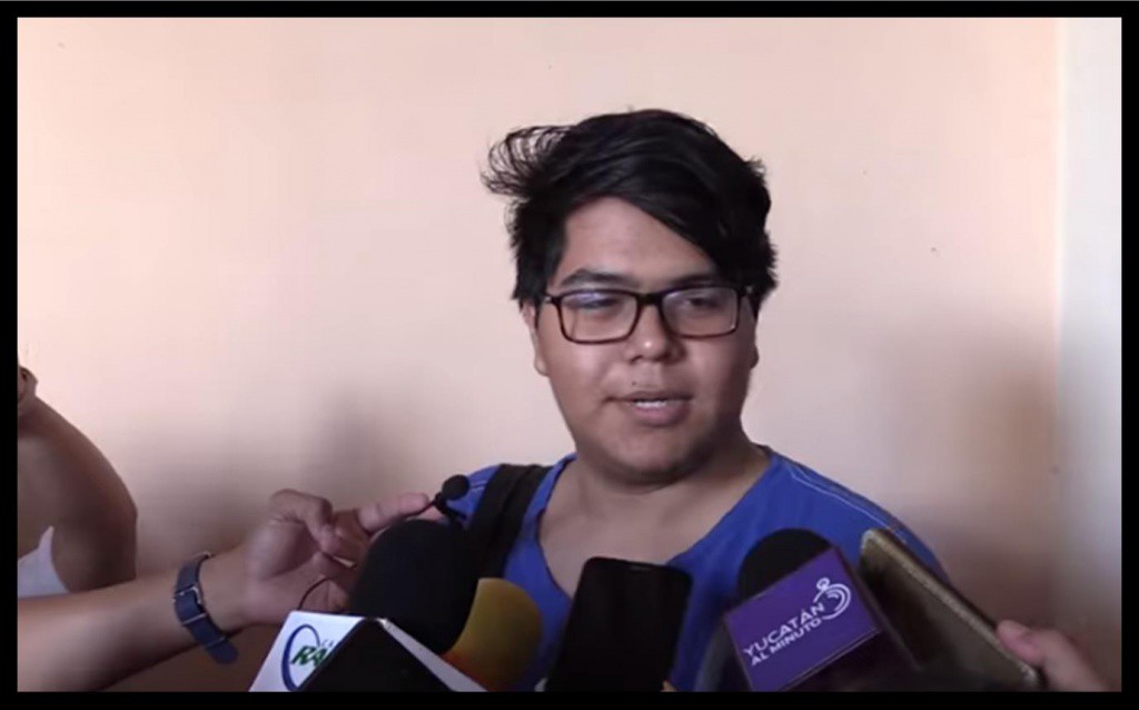 Persona transgénero actualiza su nombre Persona transgénero actualiza su nombre