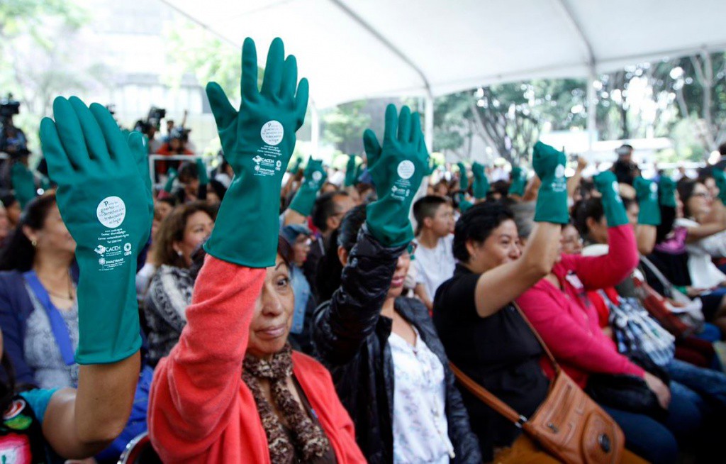 Trabajadores domésticos deben darse de alta en el IMSS