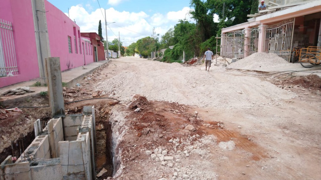 Perjuicios con beneficios, reparan calles en Valladolid Perjuicios con beneficios, reparan calles en Valladolid