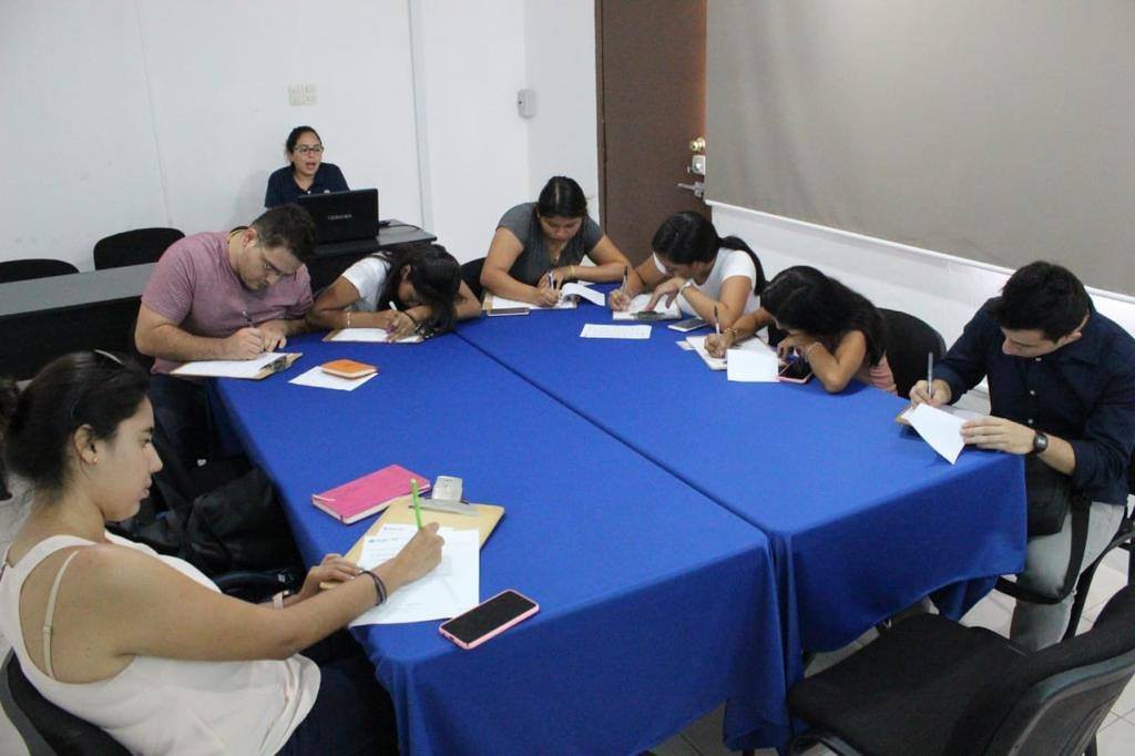Abren convocatoria para becas del Ibecey