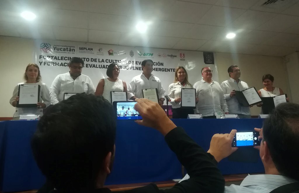 Fortalecerán la evaluación de programas estatales Fortalecerán la evaluación de programas estatales