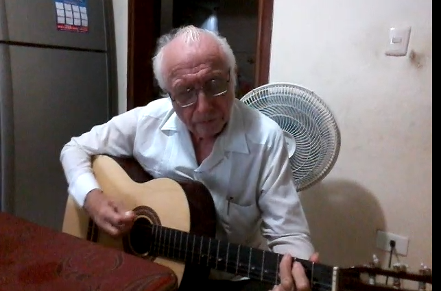Pareja de ancianos defiende su predio Pareja de ancianos defiende su predio