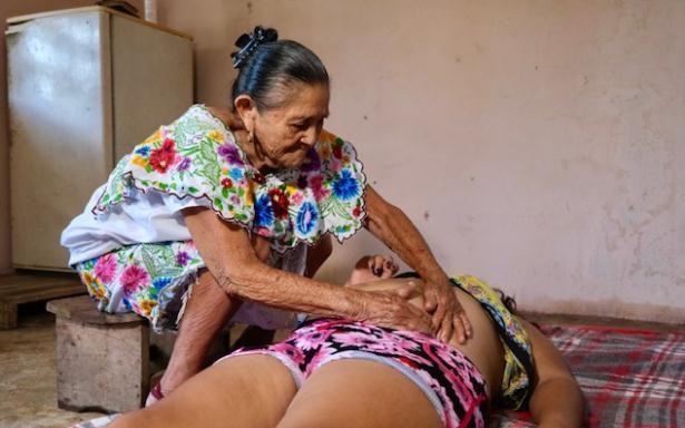 IMSS-Bienestar trabaja con parteras rurales IMSS-Bienestar trabaja con parteras rurales