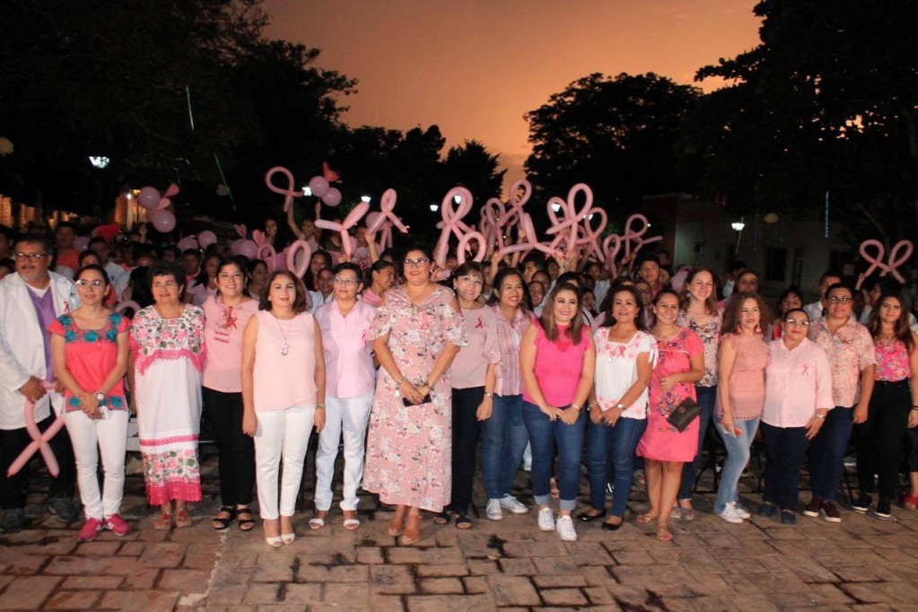 Conmemoran mes de la sensibilización del cáncer de mama en Valladolid Conmemoran mes de la sensibilización del cáncer de mama en Valladolid