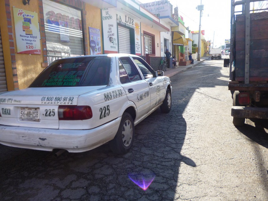 TIZIMIN: Conflictiva zona vial en la calle 47 entre 48 y 50, que dirige al mercado municipal.\r\n TIZIMIN: Conflictiva zona vial en la calle 47 entre 48 y 50, que dirige al mercado municipal.\r\n