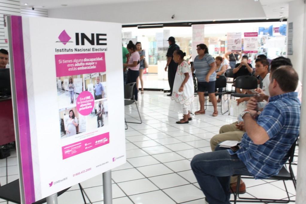 Ofrece INE Yucatán atención prioritaria a grupos vulnerables Ofrece INE Yucatán atención prioritaria a grupos vulnerables