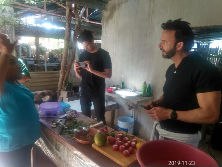 Hay que regresar a las recetas con tradición: Chef Oropeza Hay que regresar a las recetas con tradición: Chef Oropeza