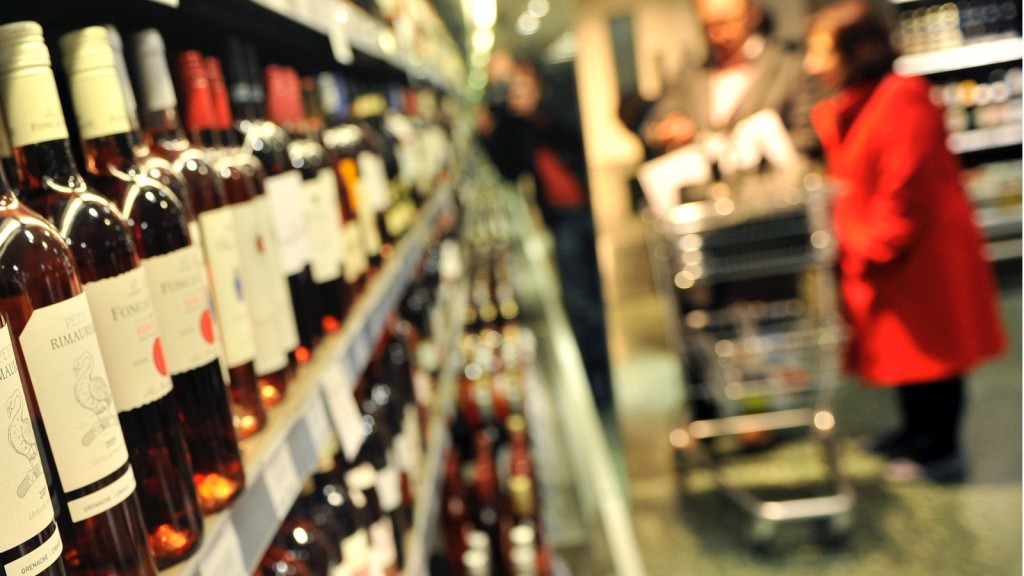 Ampliarán el horario de venta de bebidas alcohólicas Ampliarán el horario de venta de bebidas alcohólicas