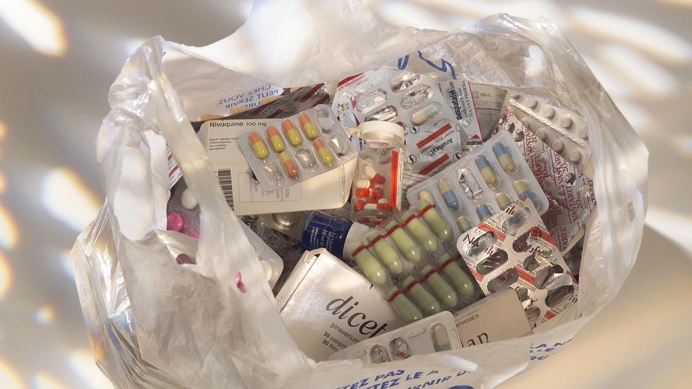 Los medicamentos caducados son residuos peligrosos Los medicamentos caducados son residuos peligrosos