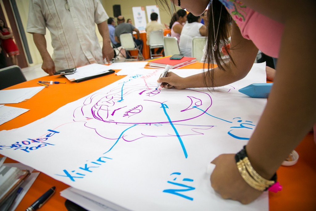 Yucatán busca ser un Estado con Educación Bilingüe Yucatán busca ser un Estado con Educación Bilingüe