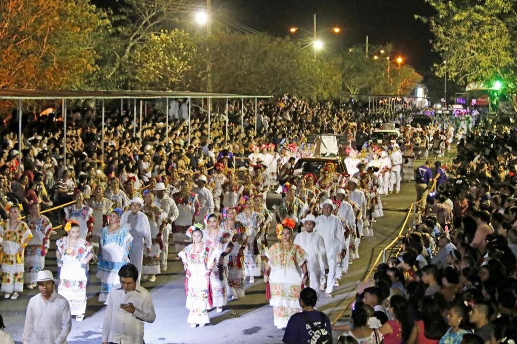 Algarabía y tradición en el “Lunes Regional” Algarabía y tradición en el “Lunes Regional”