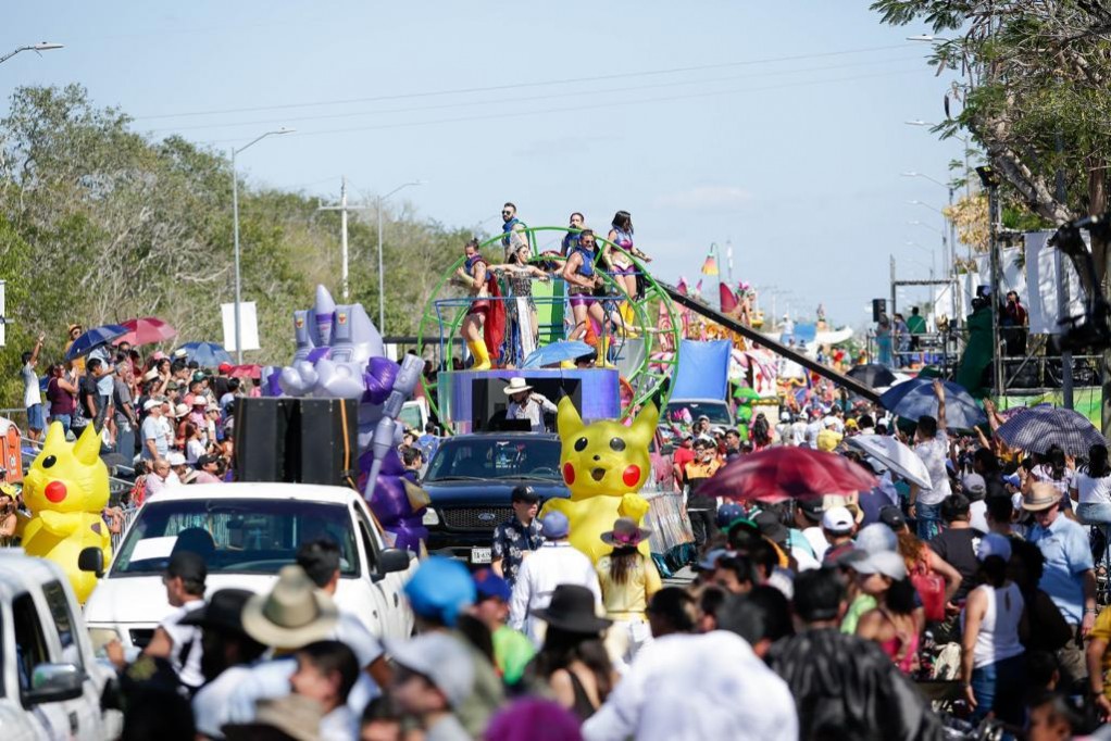 Caluroso, multitudinario y divertido adiós a Momo Caluroso, multitudinario y divertido adiós a Momo