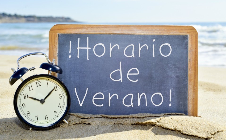 Este 5 de abril se realiza el cambio de horario Este 5 de abril se realiza el cambio de horario
