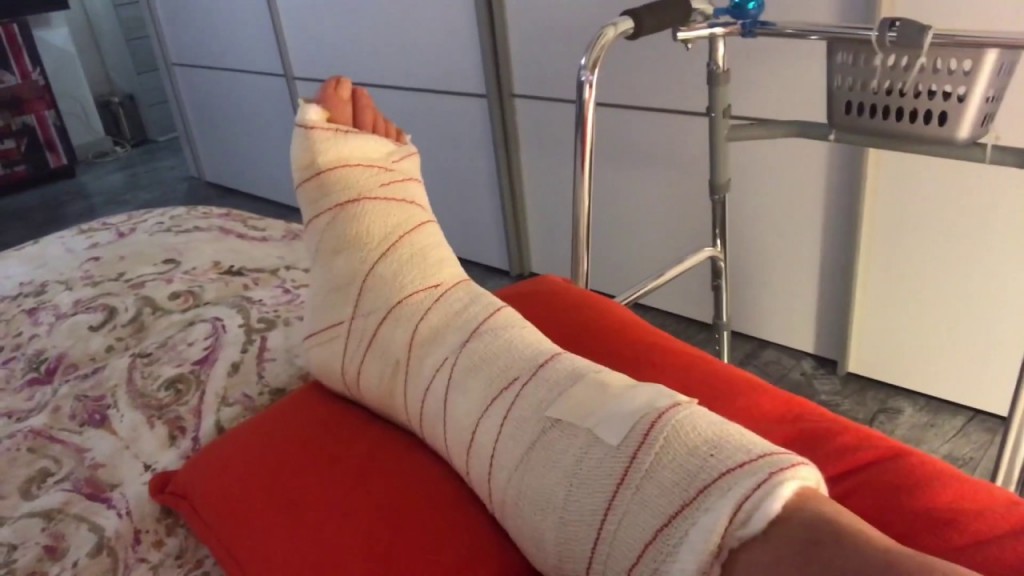 Pide ayuda para pagar la operación de su mamá Pide ayuda para pagar la operación de su mamá