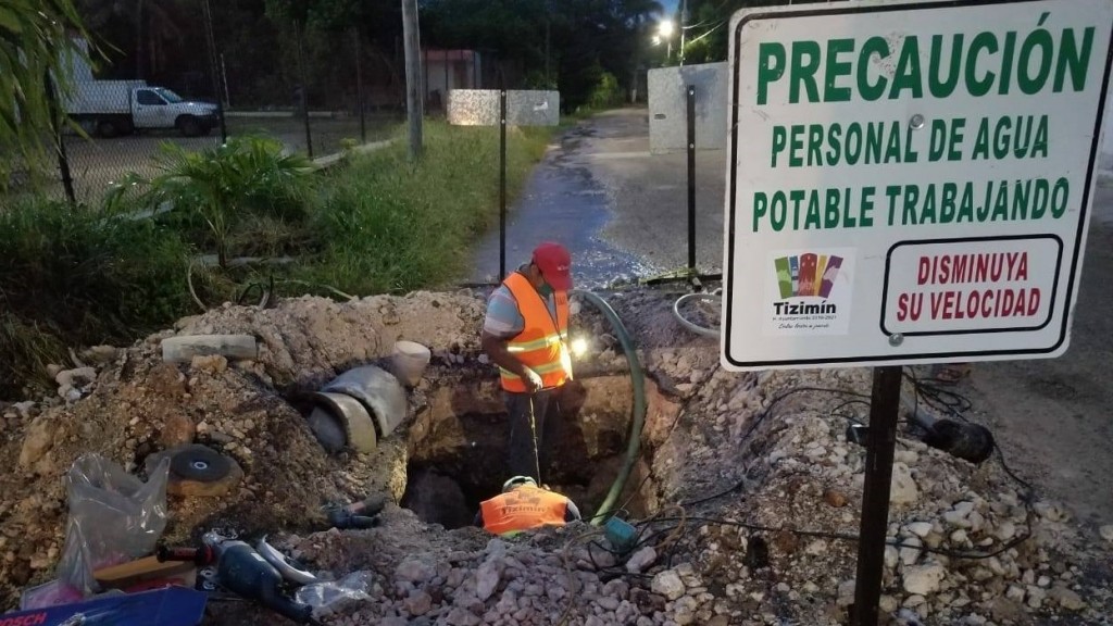 Restablecen presión de agua en Tizimín tras repararse dos fugas grandes Restablecen presión de agua en Tizimín tras repararse dos fugas grandes