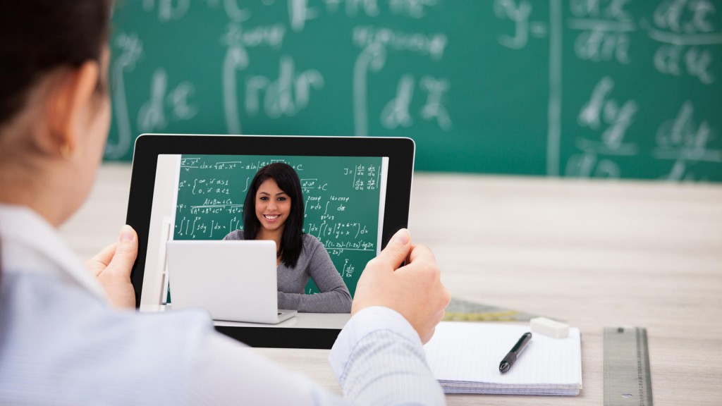 Educación en línea carece de elementos esenciales
