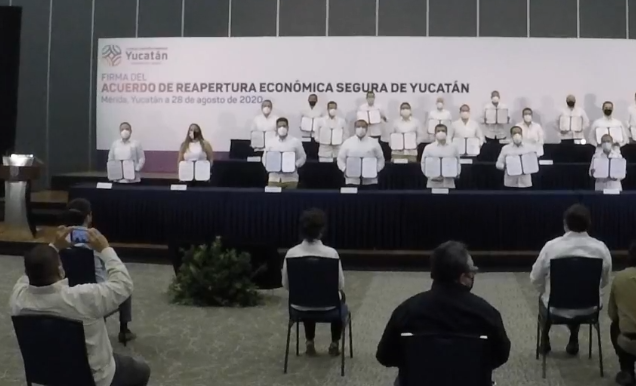 Firman acuerdo de reapertura económica segura de Yucatán Firman acuerdo de reapertura económica segura de Yucatán