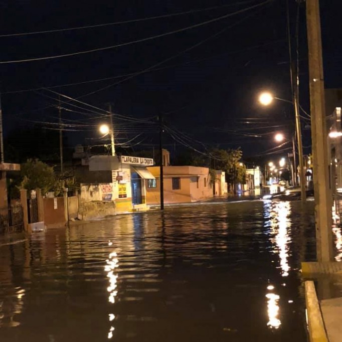 También hay inundaciones en casas del centro de Mérida