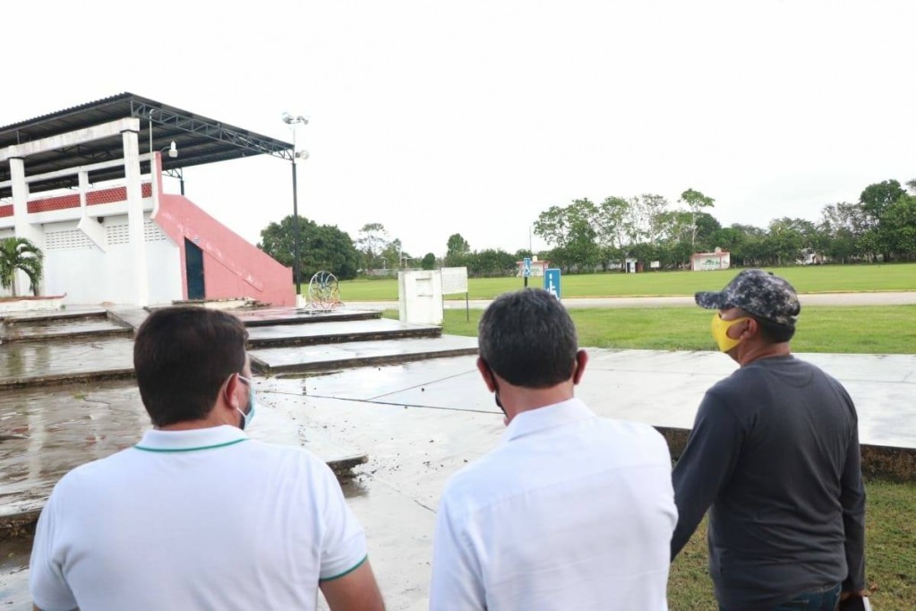Supervisan IDEY y ayuntamiento, las unidades deportivas de Tizimín Supervisan IDEY y ayuntamiento, las unidades deportivas de Tizimín
