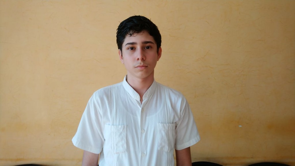 Tizimileño se va a la nacional de física Tizimileño se va a la nacional de física