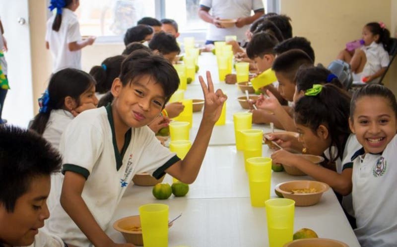Escuelas de tiempo completo, en riesgo... Escuelas de tiempo completo, en riesgo...