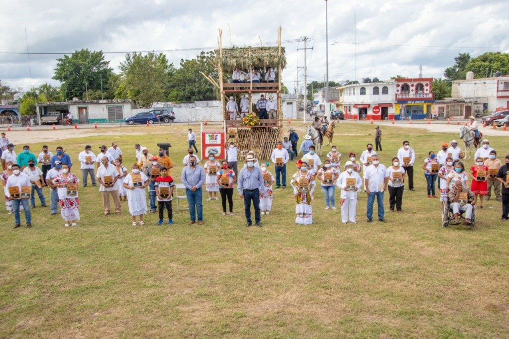 Reconocen a palqueros de Tizimin por preservar tradiciones Reconocen a palqueros de Tizimin por preservar tradiciones