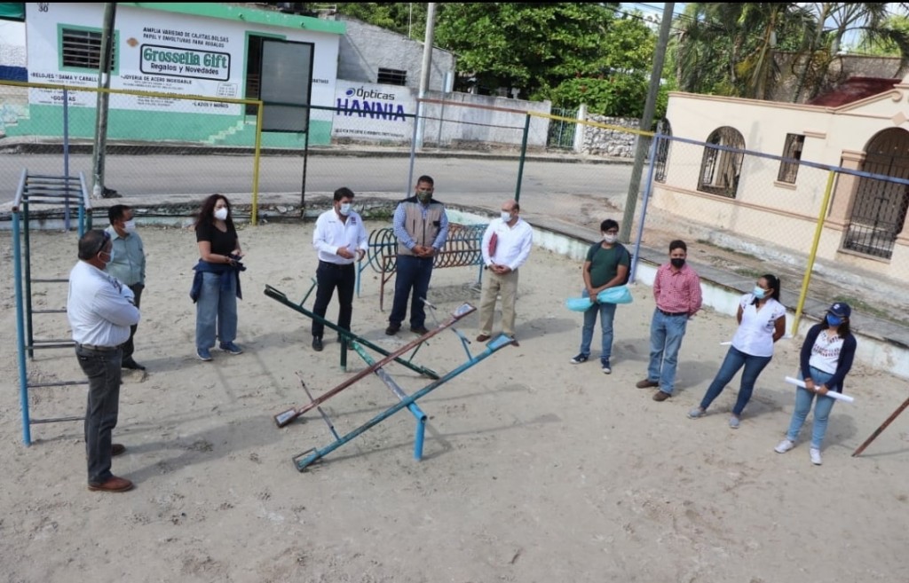 Rehabilitan y acondicionan dos parques de Tizimín Rehabilitan y acondicionan dos parques de Tizimín