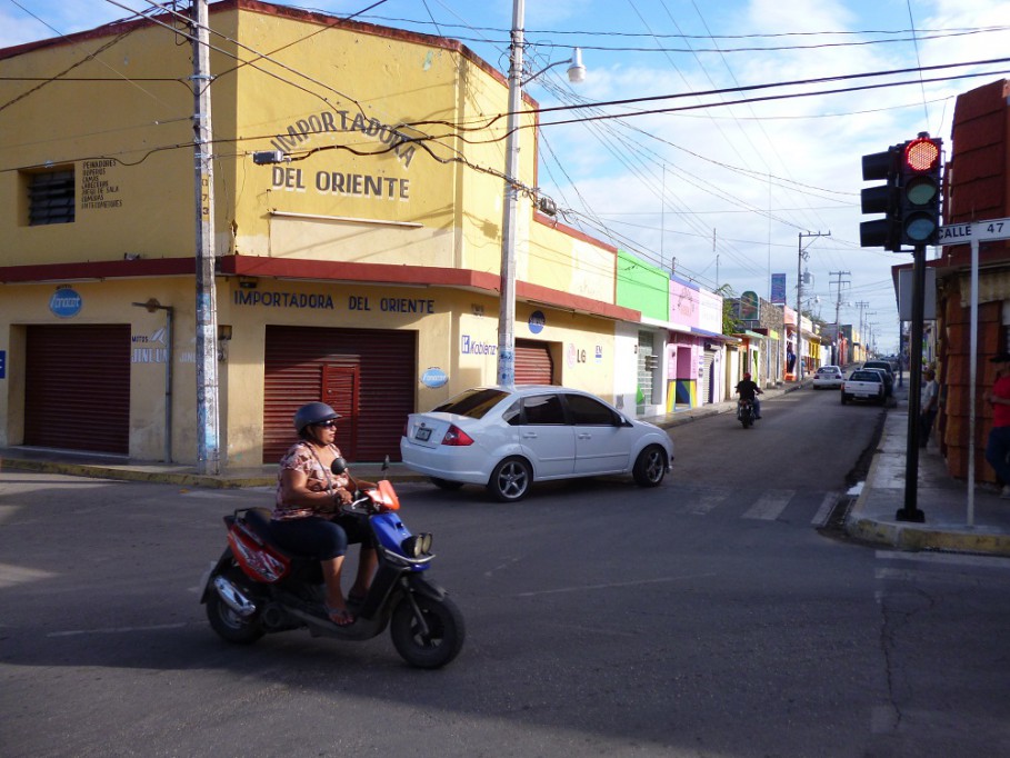 TIZIMIN: Comentarios a favor y en contra de un semáforo en el Centro.\r\n TIZIMIN: Comentarios a favor y en contra de un semáforo en el Centro.\r\n