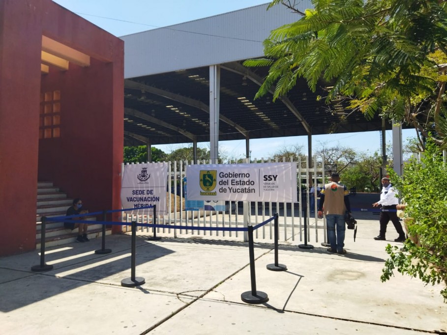 Sin contratiempos las primeras jornadas de vacunación en Mérida Sin contratiempos las primeras jornadas de vacunación en Mérida