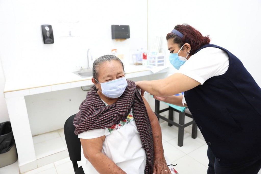 En Mérida no se ha registrado reacción alguna por la aplicación de las vacunas de AstraAzeneca En Mérida no se ha registrado reacción alguna por la aplicación de las vacunas de AstraAzeneca