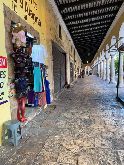 Hasta 4 800 pequeños negocios han cerrado en Yucatán por los altos recibos de luz Hasta 4 800 pequeños negocios han cerrado en Yucatán por los altos recibos de luz